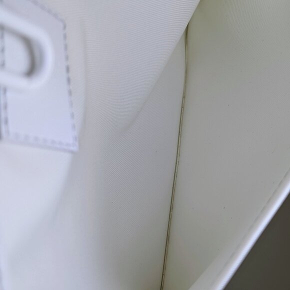 Louis Vuitton White Spring-Summer 2023 Men's Collection Neo Tote - Picture 13 of 16